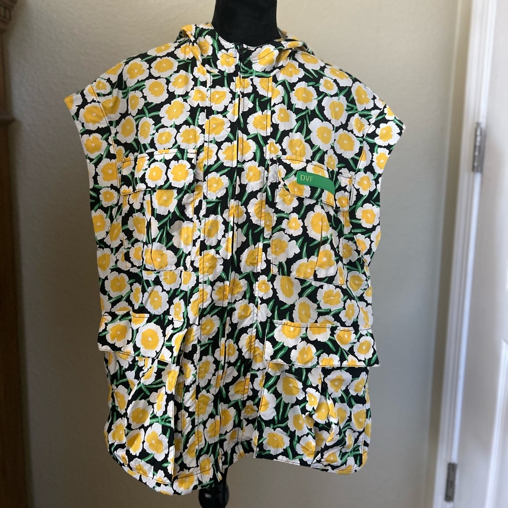 Target/DVF Sleeveless Windbreaker with Hood